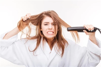 Apa Saja yang Perlu Diperhatikan Saat Keramas dan Menyisir Rambut?